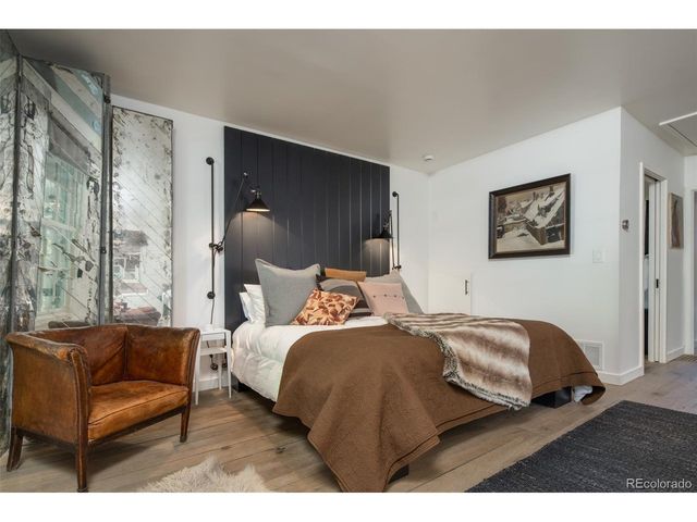 1432 S Washington St, Denver, CO 80210