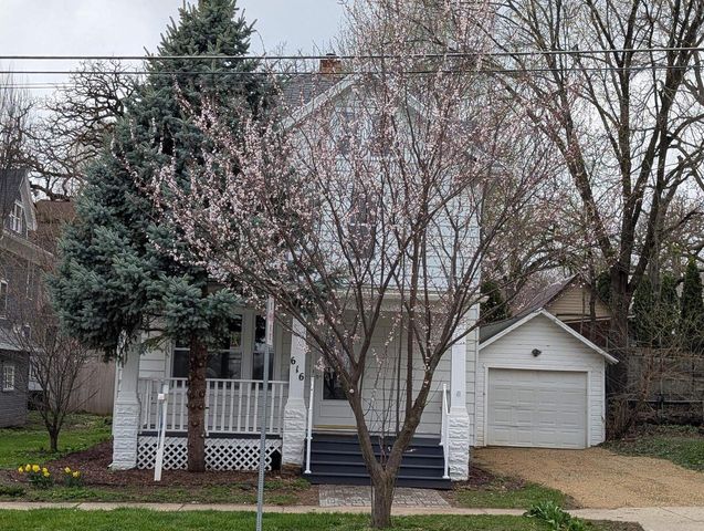 616 S Page Street, Stoughton, WI 53589