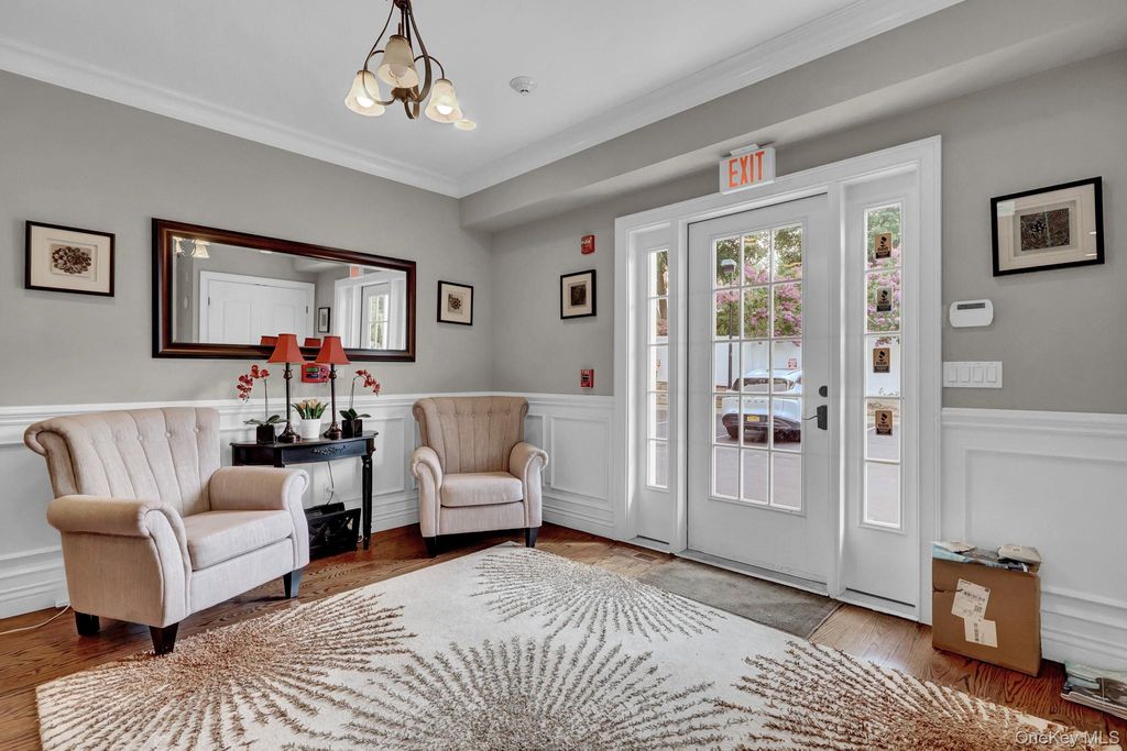 907 Main Street, Port Jefferson Village, NY 11777 — photo 2