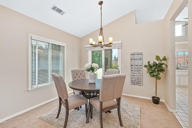 512 Adriana Pl, Auburn, CA 95603