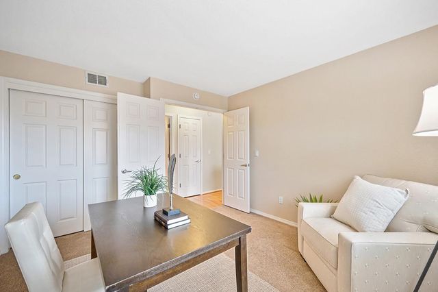 512 Adriana Pl, Auburn, CA 95603