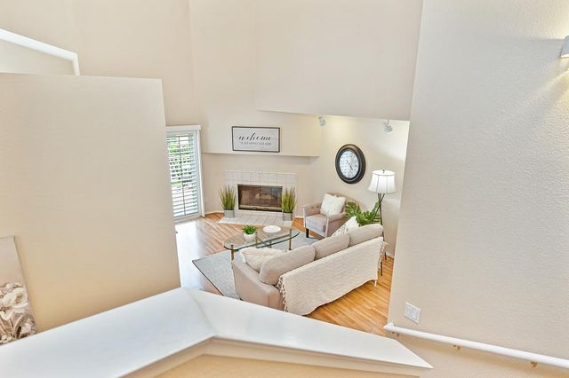 512 Adriana Pl, Auburn, CA 95603