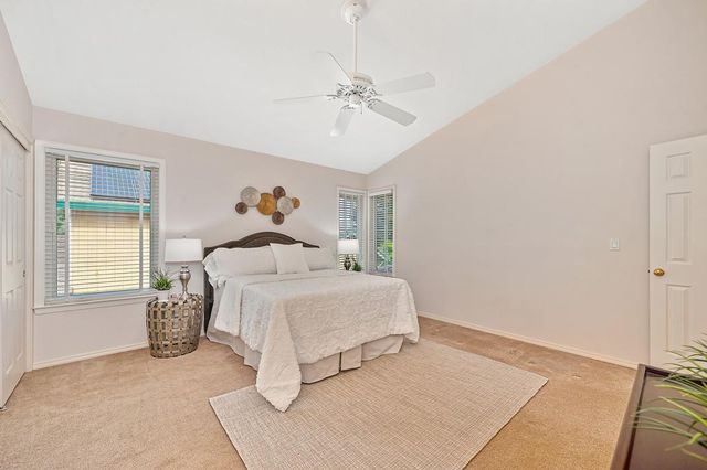 512 Adriana Pl, Auburn, CA 95603