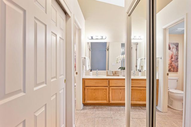 512 Adriana Pl, Auburn, CA 95603