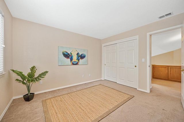 512 Adriana Pl, Auburn, CA 95603