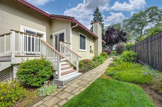 512 Adriana Pl, Auburn, CA 95603