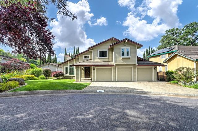 512 Adriana Pl, Auburn, CA 95603