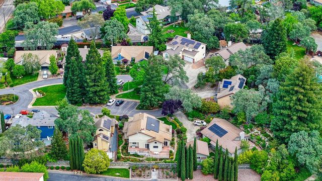 512 Adriana Pl, Auburn, CA 95603