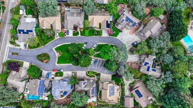 512 Adriana Pl, Auburn, CA 95603
