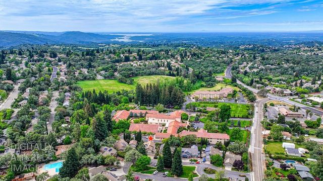 512 Adriana Pl, Auburn, CA 95603