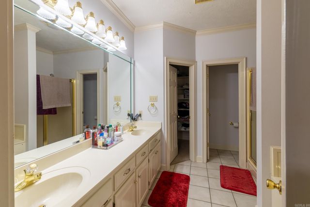 1810 Royal Drive, Conway, AR 72034