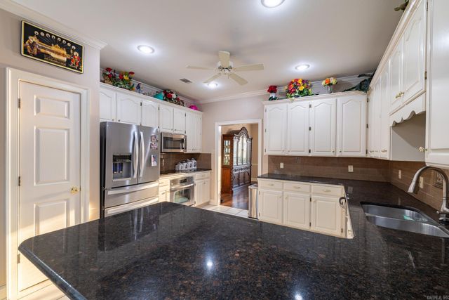 1810 Royal Drive, Conway, AR 72034