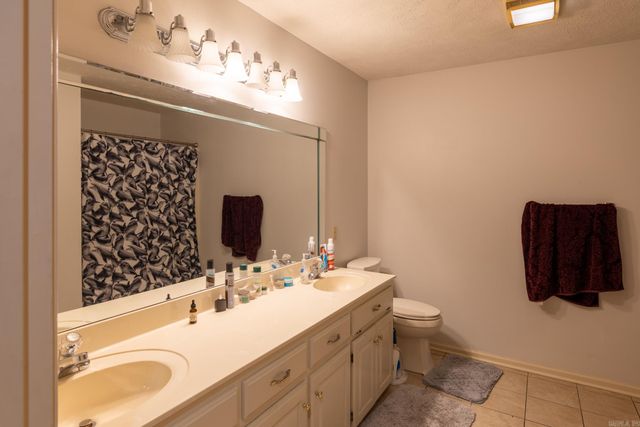 1810 Royal Drive, Conway, AR 72034