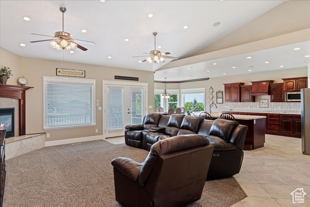 898 E 260 N, Hyde Park, UT 84318