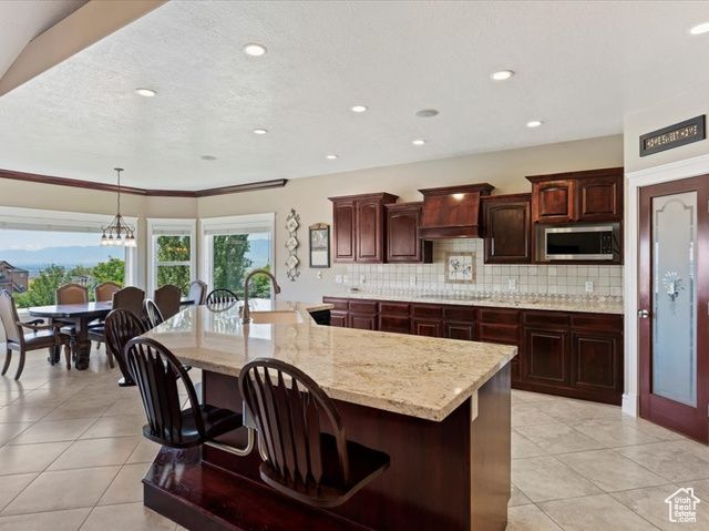 898 E 260 N, Hyde Park, UT 84318