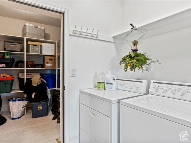 898 E 260 N, Hyde Park, UT 84318