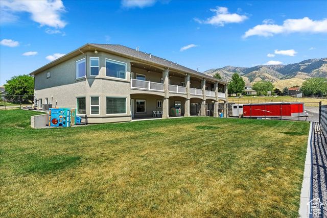 898 E 260 N, Hyde Park, UT 84318