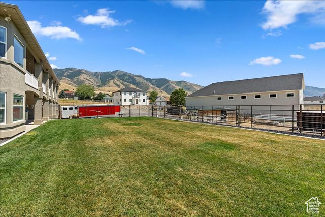 898 E 260 N, Hyde Park, UT 84318
