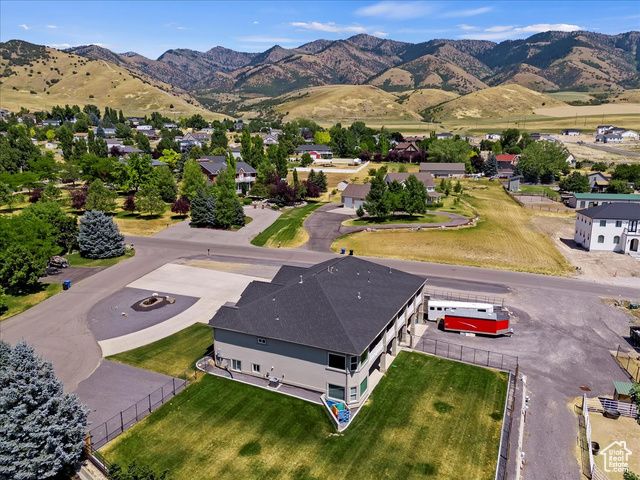 898 E 260 N, Hyde Park, UT 84318