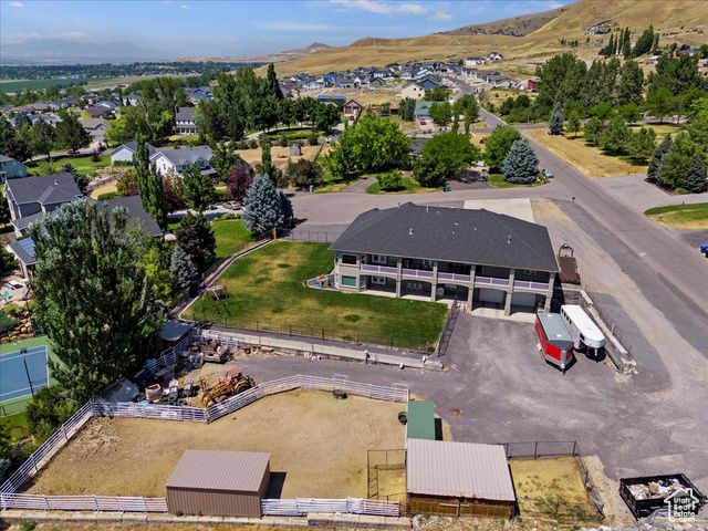 898 E 260 N, Hyde Park, UT 84318