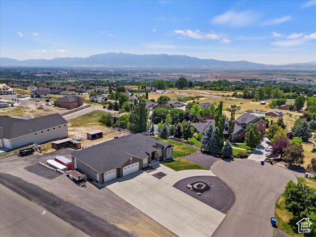 898 E 260 N, Hyde Park, UT 84318