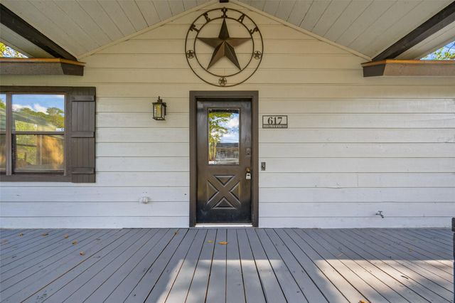 617 Gov Wood Drive, Point Blank, TX 77364