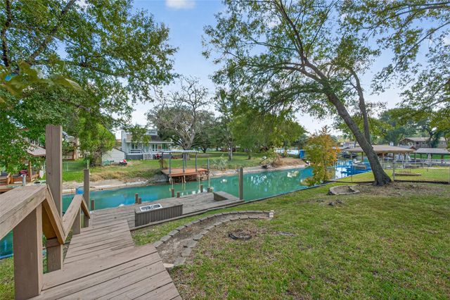 617 Gov Wood Drive, Point Blank, TX 77364