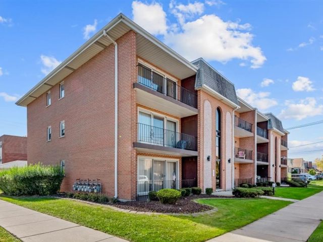 4003 W 105th Street 3W, Oak Lawn, IL 60453