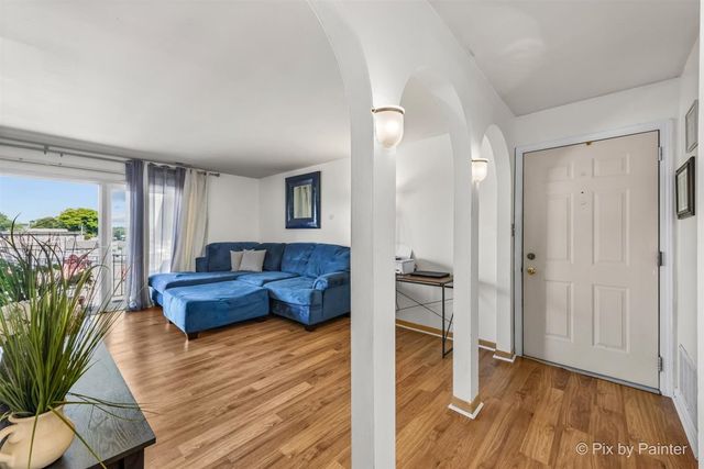 4003 W 105th Street 3W, Oak Lawn, IL 60453