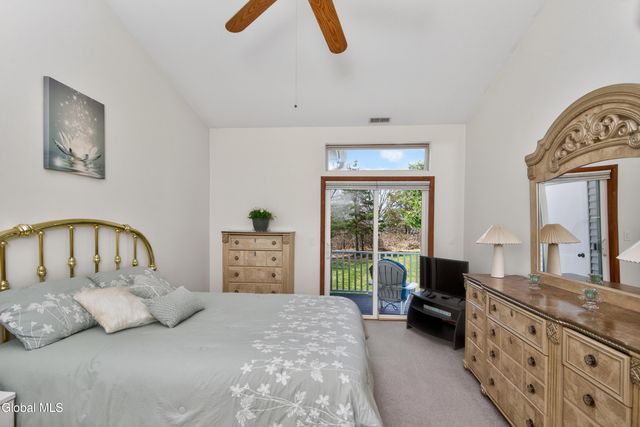 321 Diamond Rock Circle, Troy, NY 12182