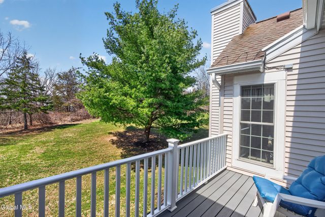 321 Diamond Rock Circle, Troy, NY 12182