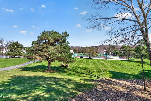 321 Diamond Rock Circle, Troy, NY 12182