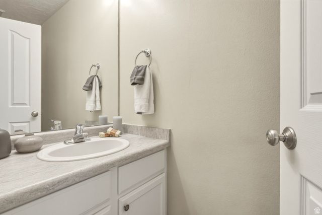11984 S FORT DRAPER AVE, Draper, UT 84020