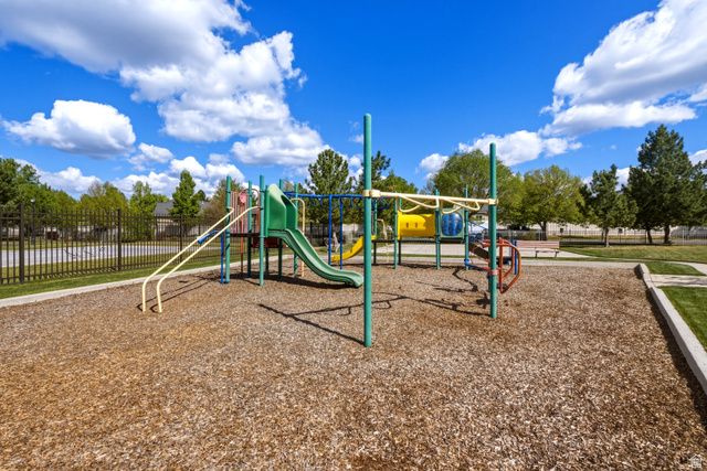 11984 S FORT DRAPER AVE, Draper, UT 84020