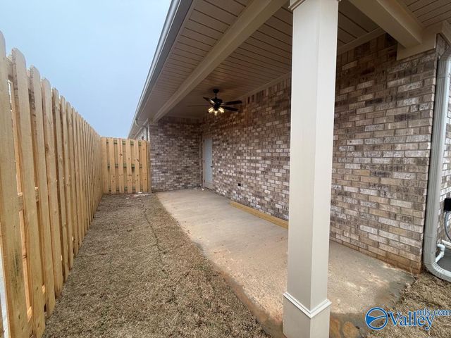26433 Old Town Drive, Athens, AL 35613