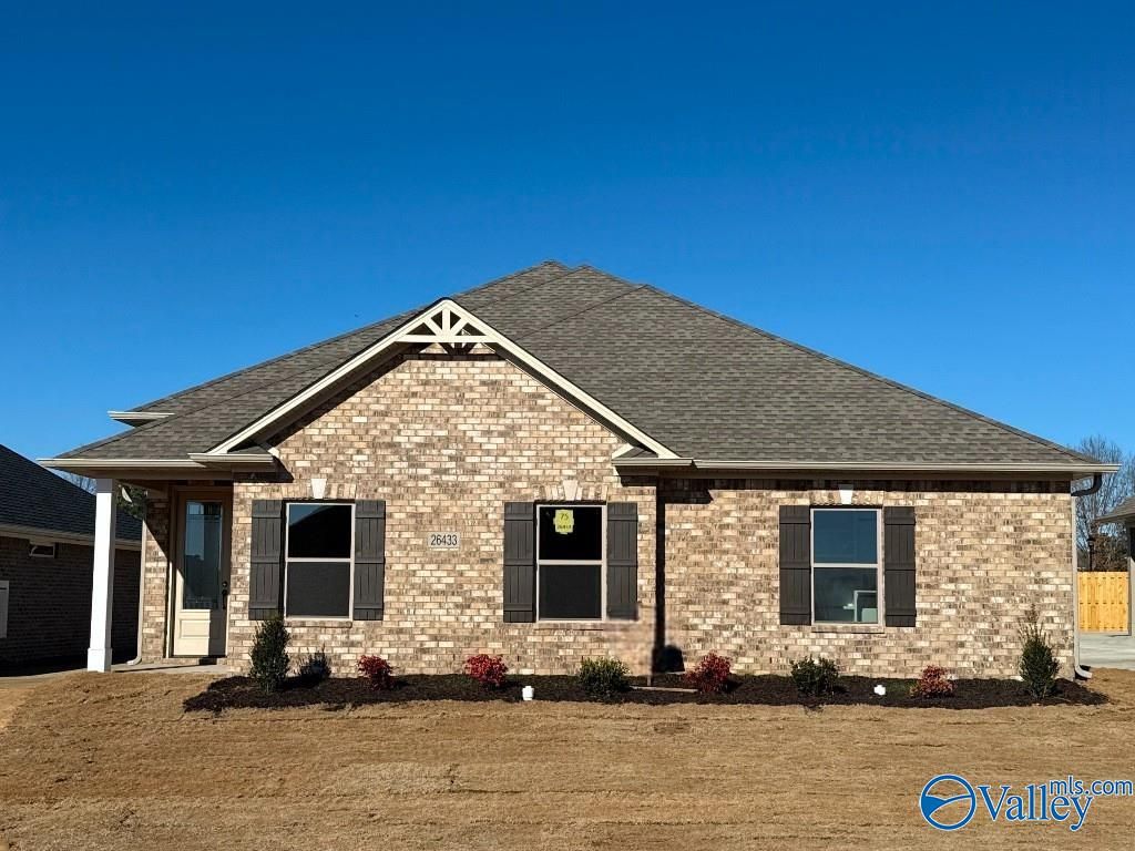 26433 Old Town Drive, Athens, AL 35613