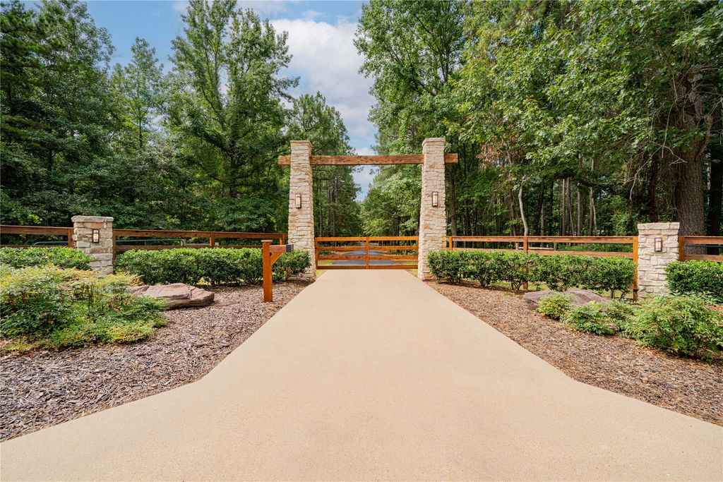 455 SE CR 3350, Winnsboro, TX 75494