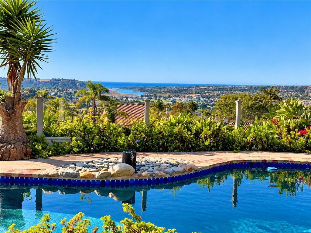 3313 Cabo Court, Carlsbad, CA 92009 — photo 2