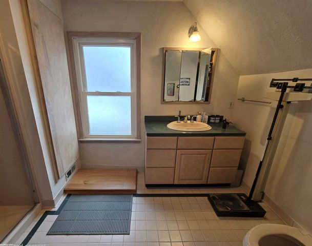 14041 Vernon Street, Oak Park, MI 48237