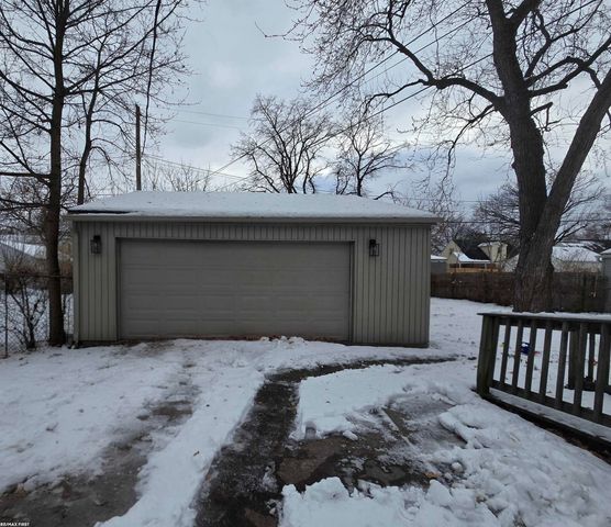 14041 Vernon Street, Oak Park, MI 48237