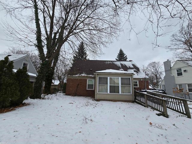 14041 Vernon Street, Oak Park, MI 48237