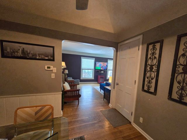 14041 Vernon Street, Oak Park, MI 48237