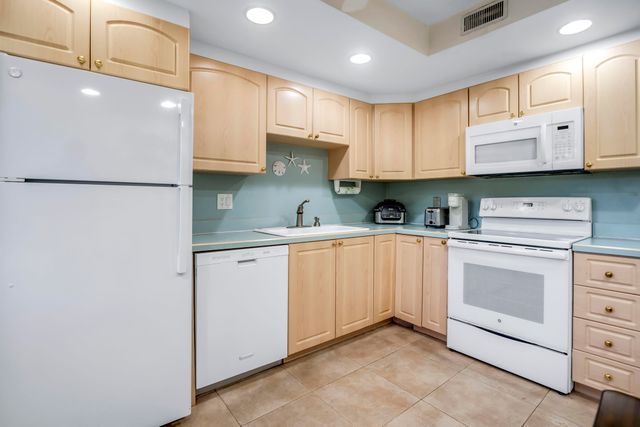 2871 N Ocean Boulevard C307, Boca Raton, FL 33431