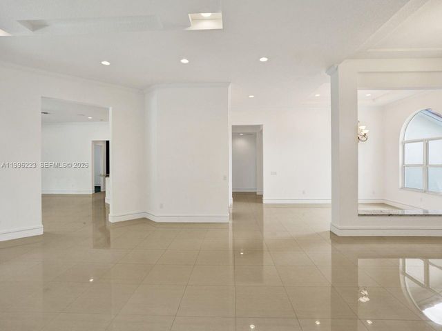 14401 N Jockey Cir N, Davie, FL 33330