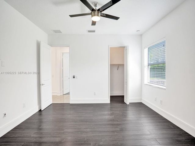 14401 N Jockey Cir N, Davie, FL 33330