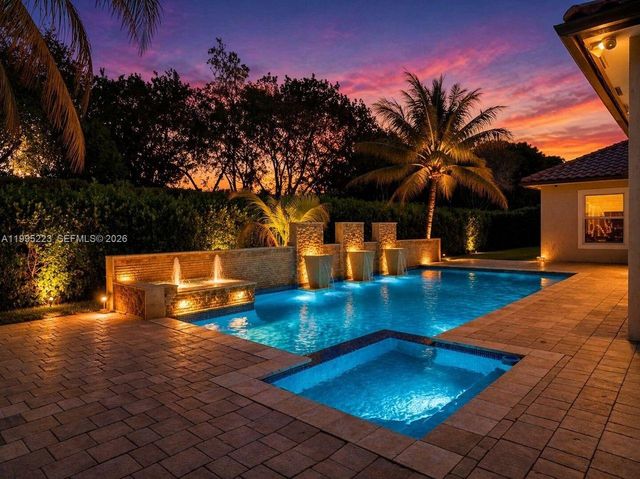 14401 N Jockey Cir N, Davie, FL 33330