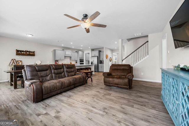 916 Gambino Trace, Peachtree City, GA 30269