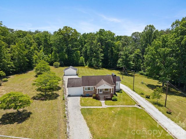 1230 Dana Road, Hendersonville, NC 28792