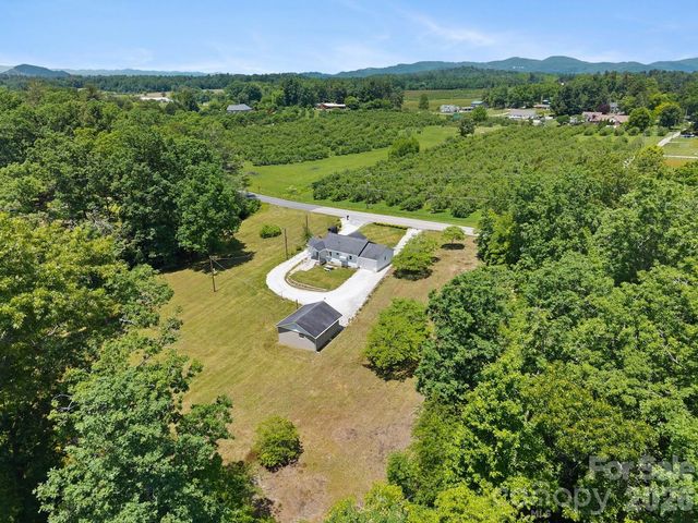 1230 Dana Road, Hendersonville, NC 28792