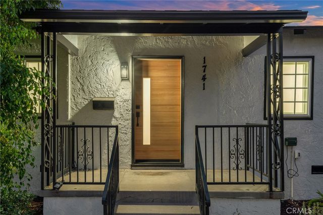 1741 N Rose, Burbank, CA 91505